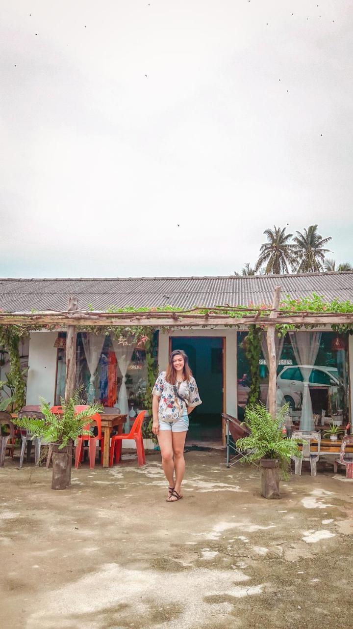 Beanbag Bintan Backpacker Hostel Kangkakawal Ngoại thất bức ảnh