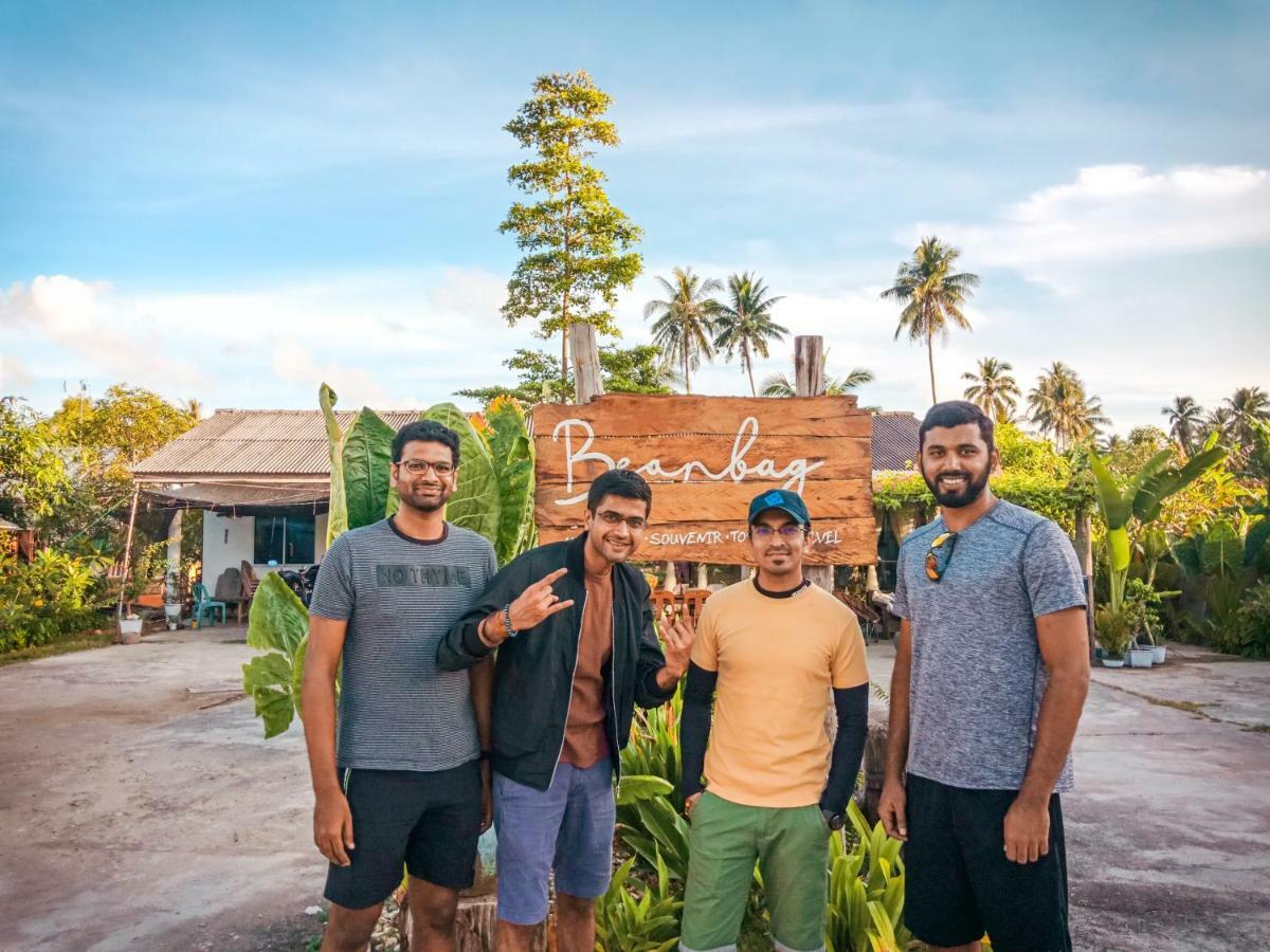 Beanbag Bintan Backpacker Hostel Kangkakawal Ngoại thất bức ảnh