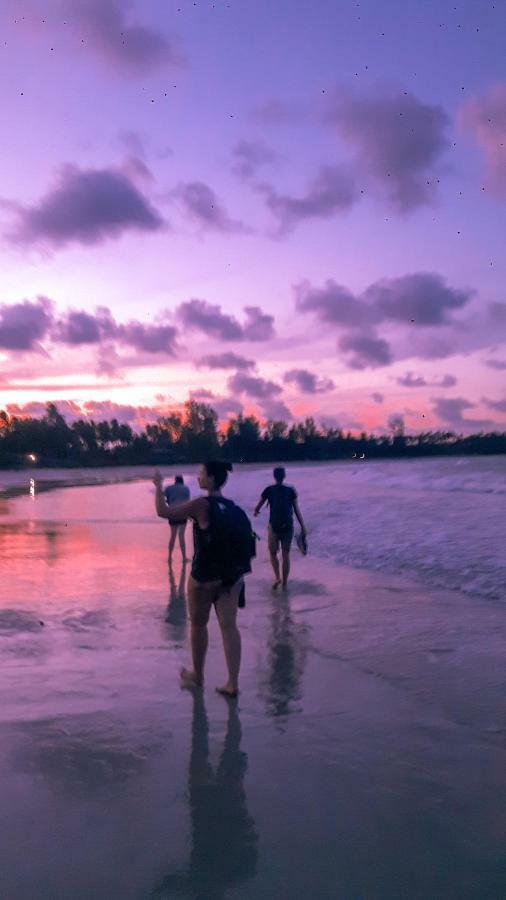 Beanbag Bintan Backpacker Hostel Kangkakawal Ngoại thất bức ảnh